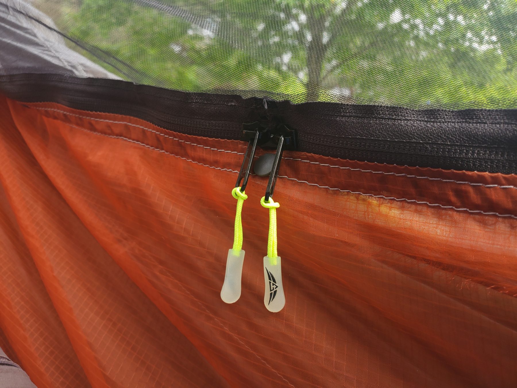 Glow Zipper Pulls